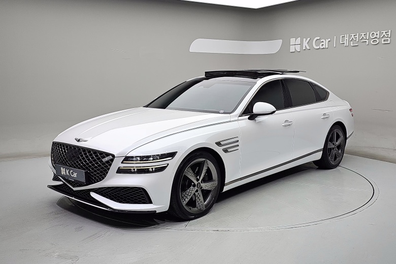 Genesis G80 - фото 1