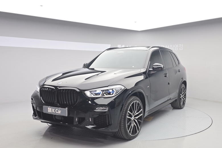 BMW X5 - фото 1