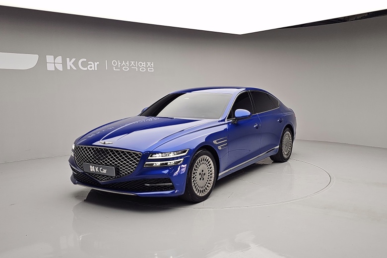 Genesis G80 - фото 1