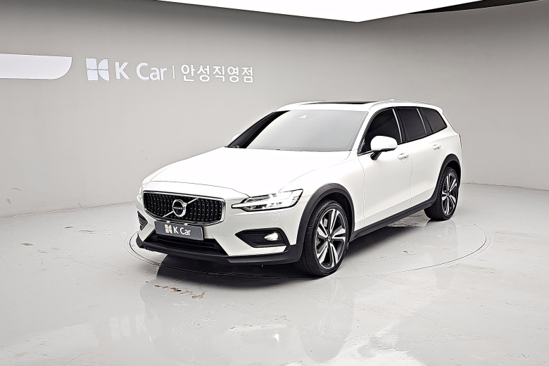 볼보 V60 - фото 1