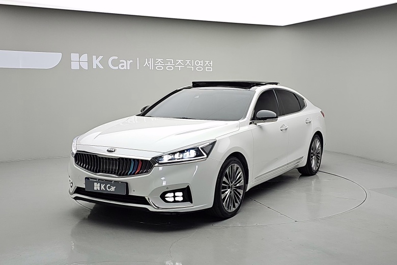 Kia K7 - фото 1