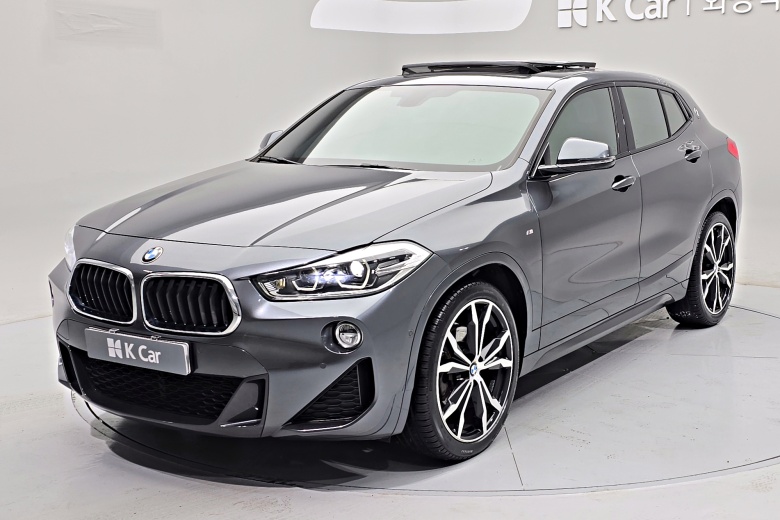 BMW X2 - фото 1