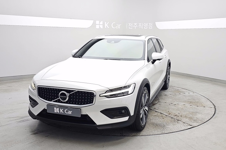 볼보 V60 - фото 1