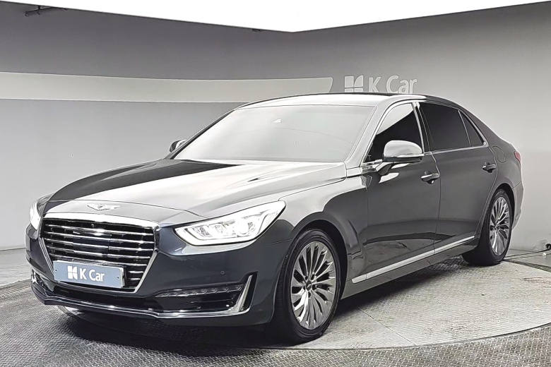 Genesis EQ900 - фото 1