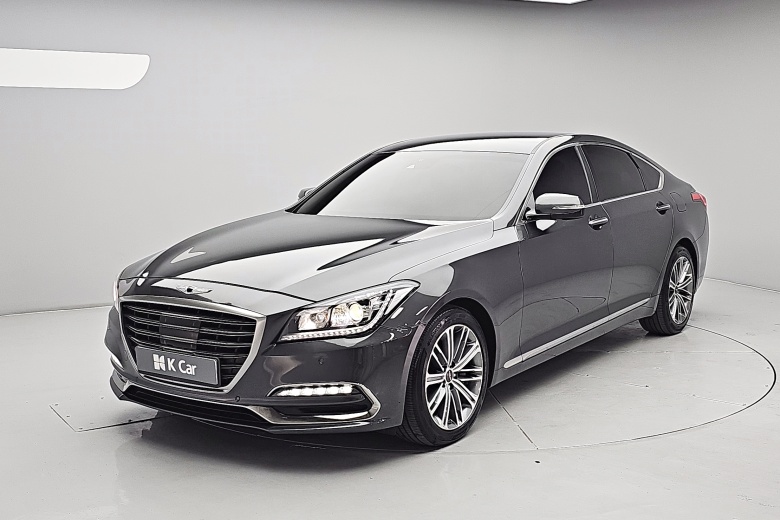 Genesis G80 - фото 1