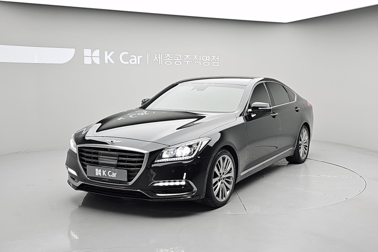 Genesis G80 - фото 1