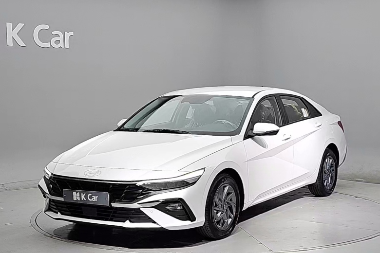 Hyundai Avante Gasoline 1.6 Modern