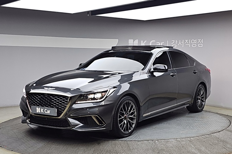 Genesis G80 - фото 1