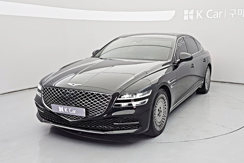 Genesis G80 - фото 1