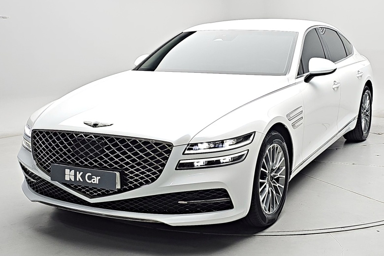 Genesis G80 - фото 1