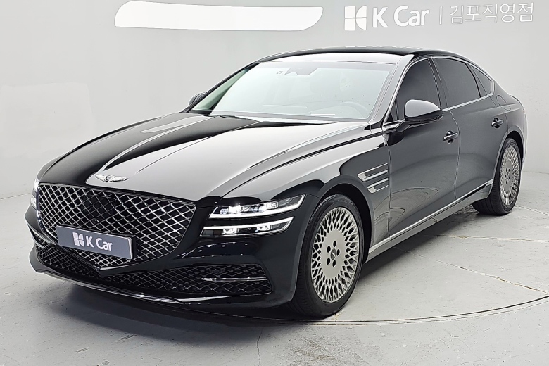 Genesis G80 - фото 1