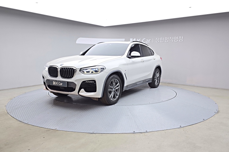 BMW X4 - фото 1