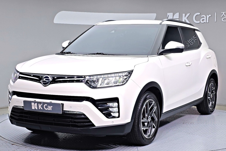 KG Mobility 티볼리 - фото 1