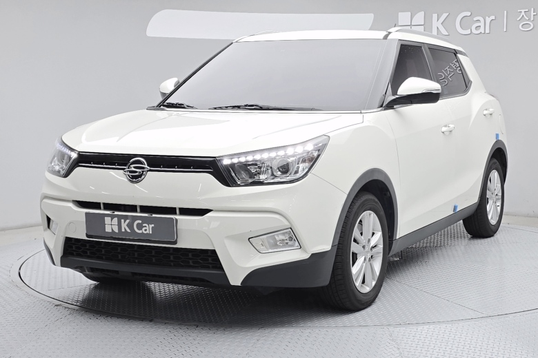 KG Mobility 티볼리 - фото 1