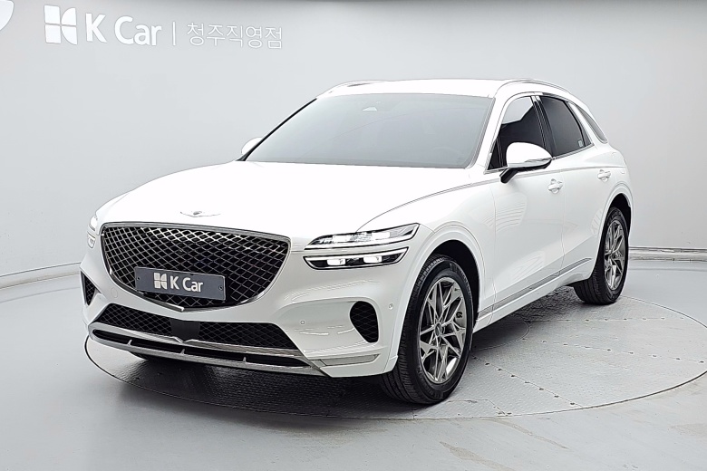 Genesis GV70 - фото 1