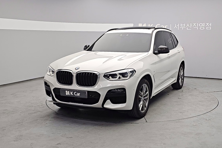 BMW X3 - фото 1