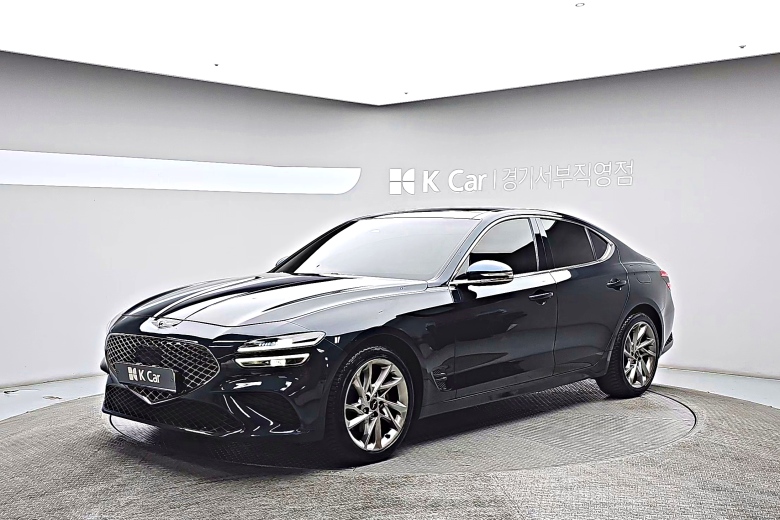 Genesis G70 - фото 1