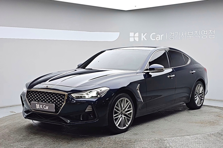 Genesis G70 - фото 1