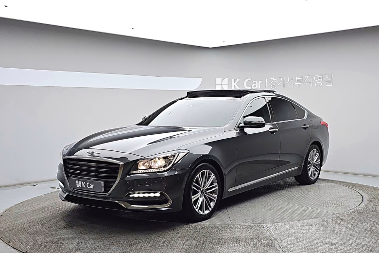 Genesis G80 - фото 1