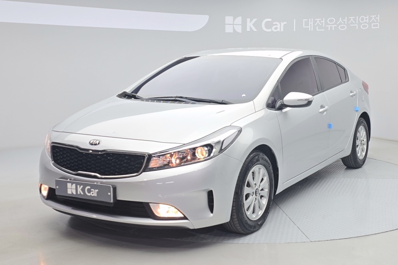 Kia K3 - фото 1