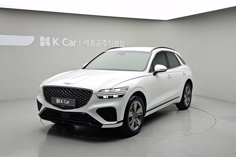 Genesis GV70 - фото 1