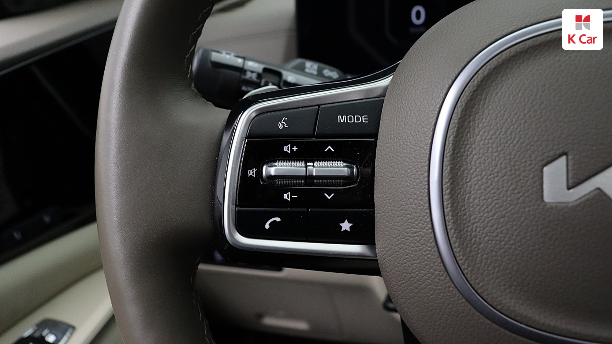 Kia Carnival дизель 2.2 9 мест Signature, миниатюра 18