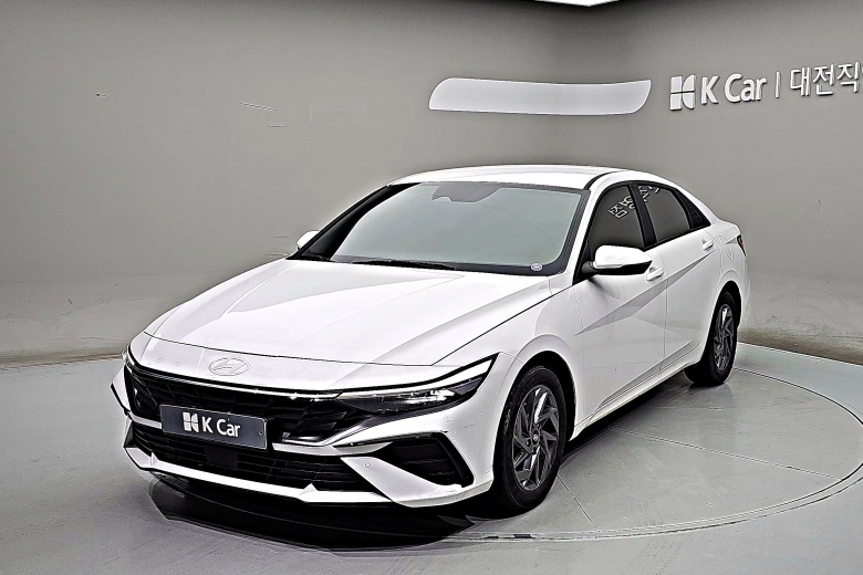 Hyundai 아반떼 - фото 1