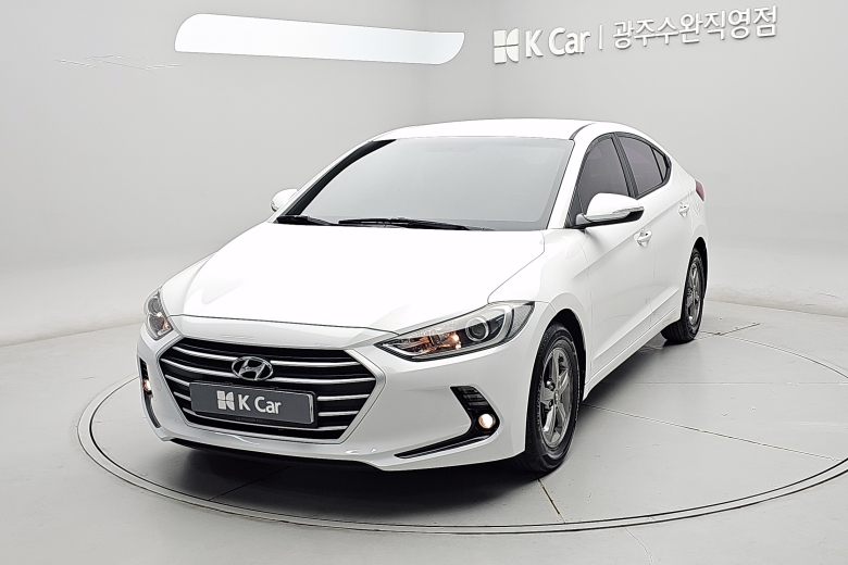Hyundai Avante AD 1.6 GDI Smart No sub-trim