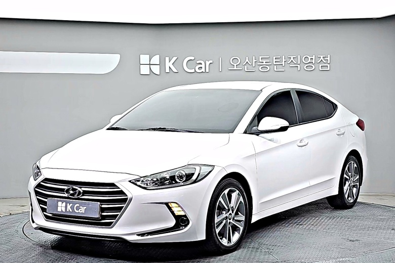 Hyundai 아반떼 - фото 1
