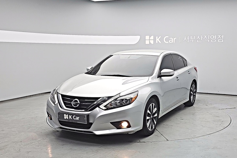 닛산 알티마 - фото 1