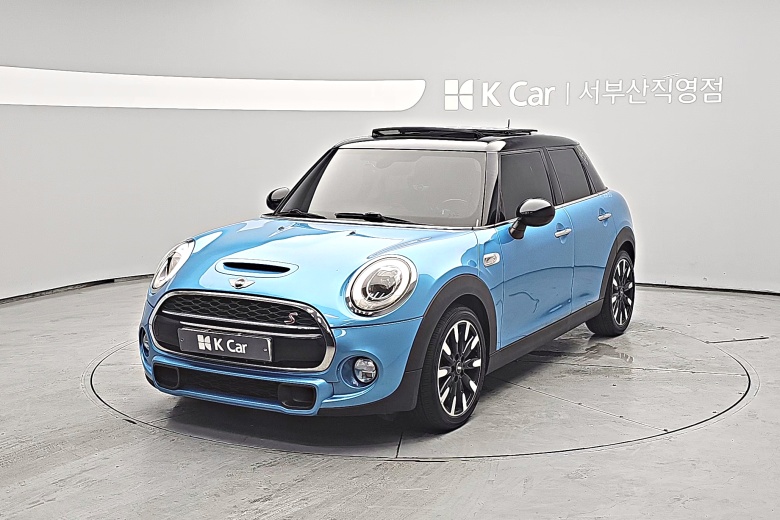 미니 쿠퍼 - фото 1