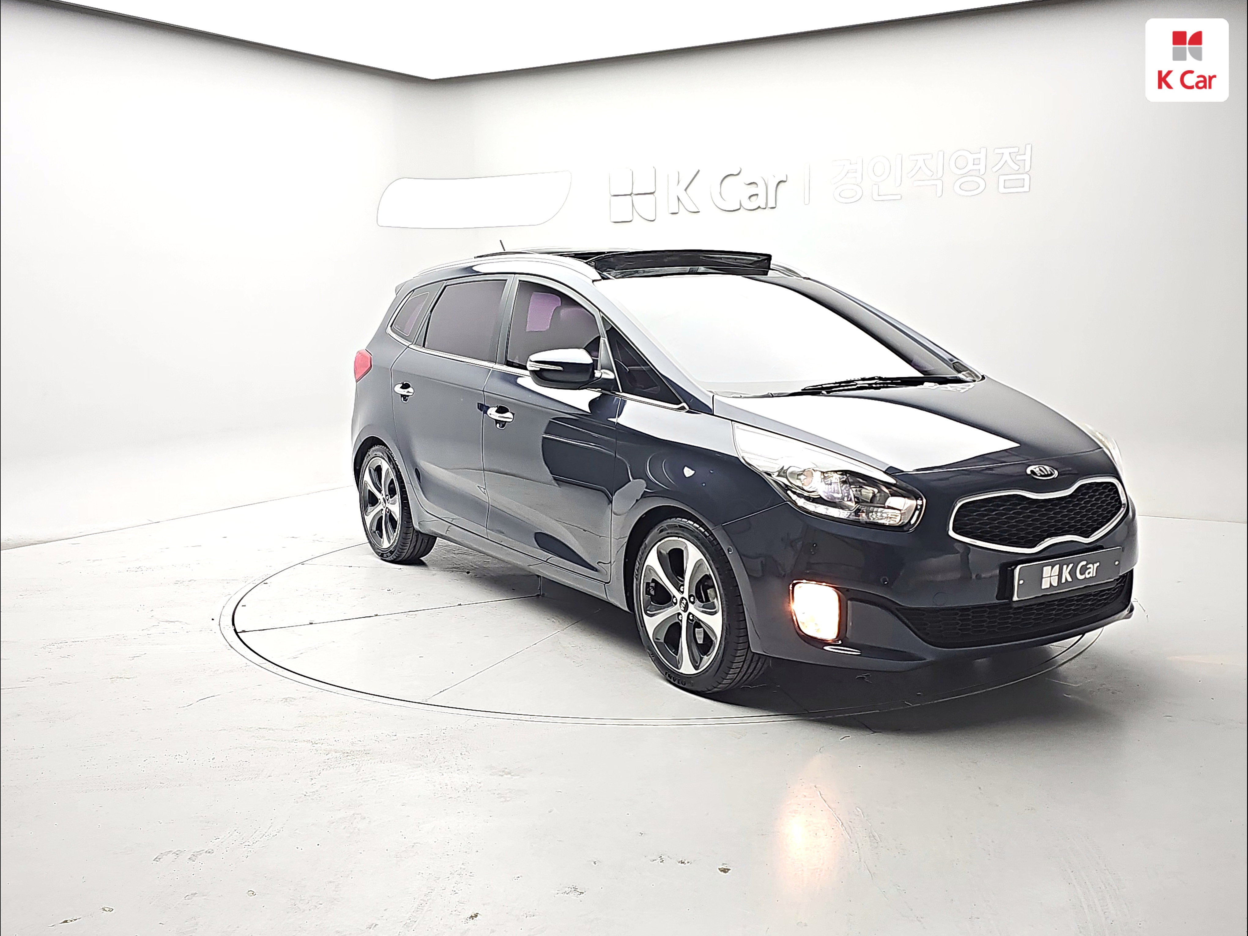 KIA All New Carens 1.7 VGT Diesel