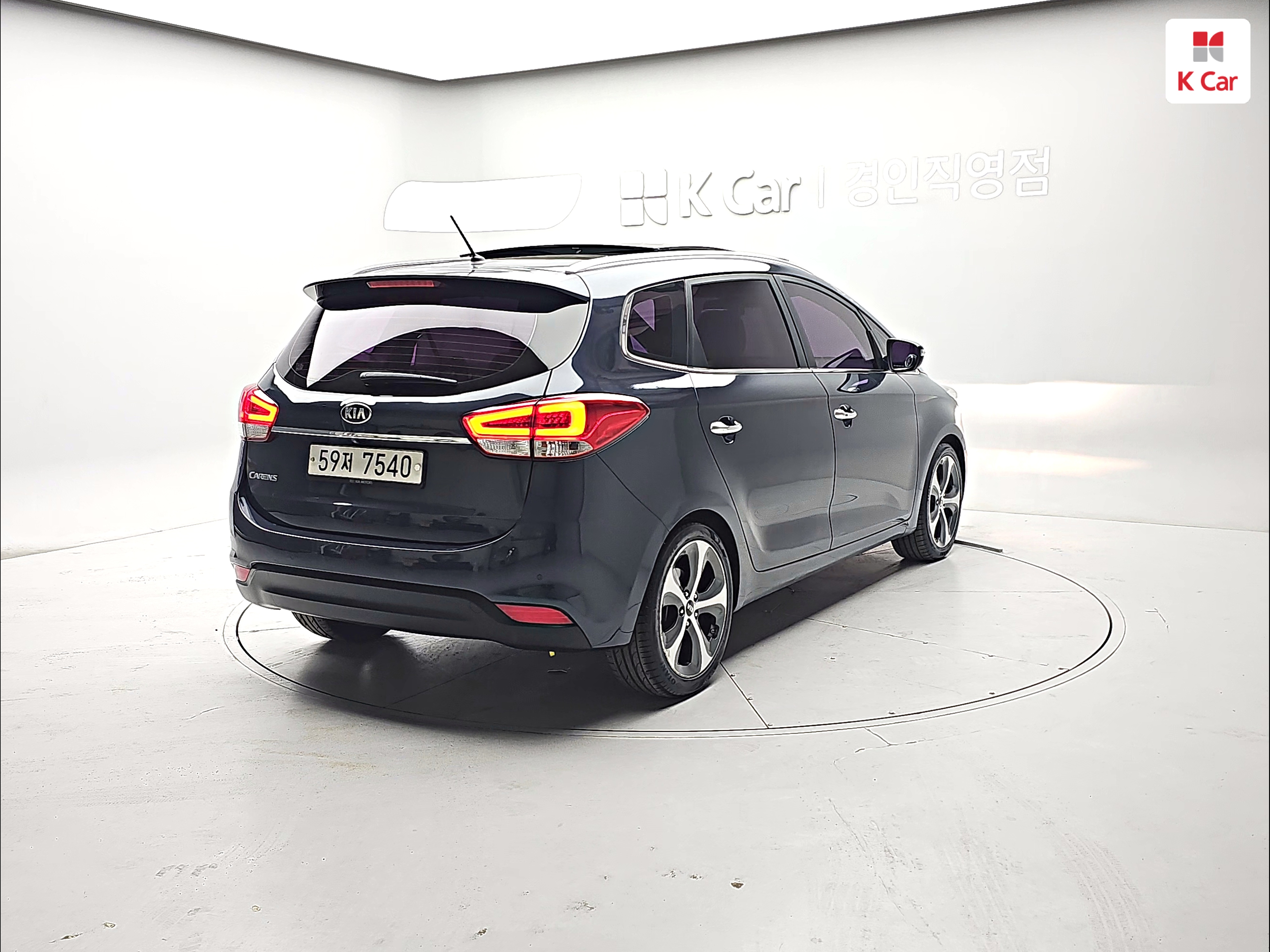 KIA All New Carens 1.7 VGT Diesel