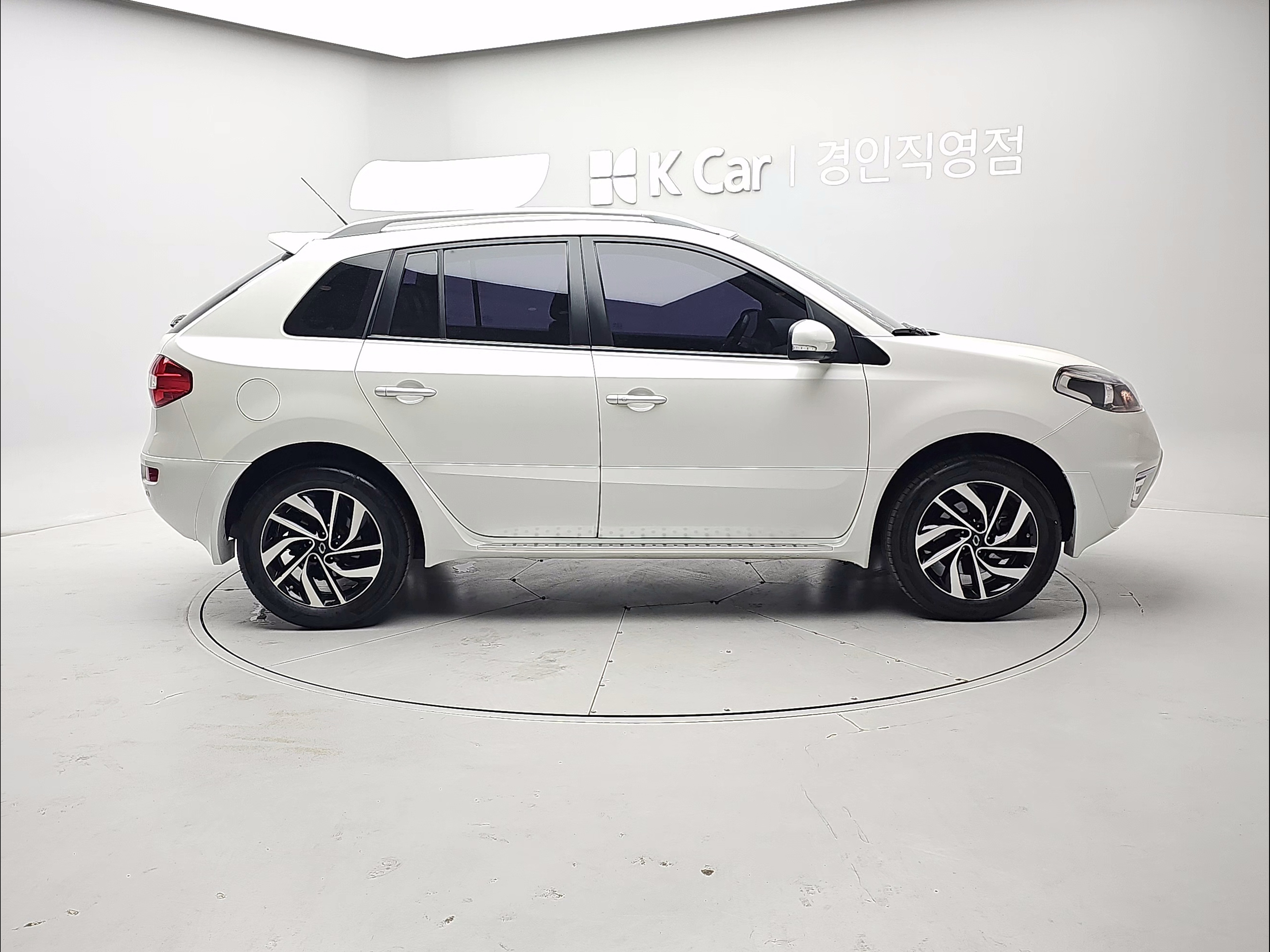 RENAULT(SAMSUNG) QM5 Neo Gasoline 2WD