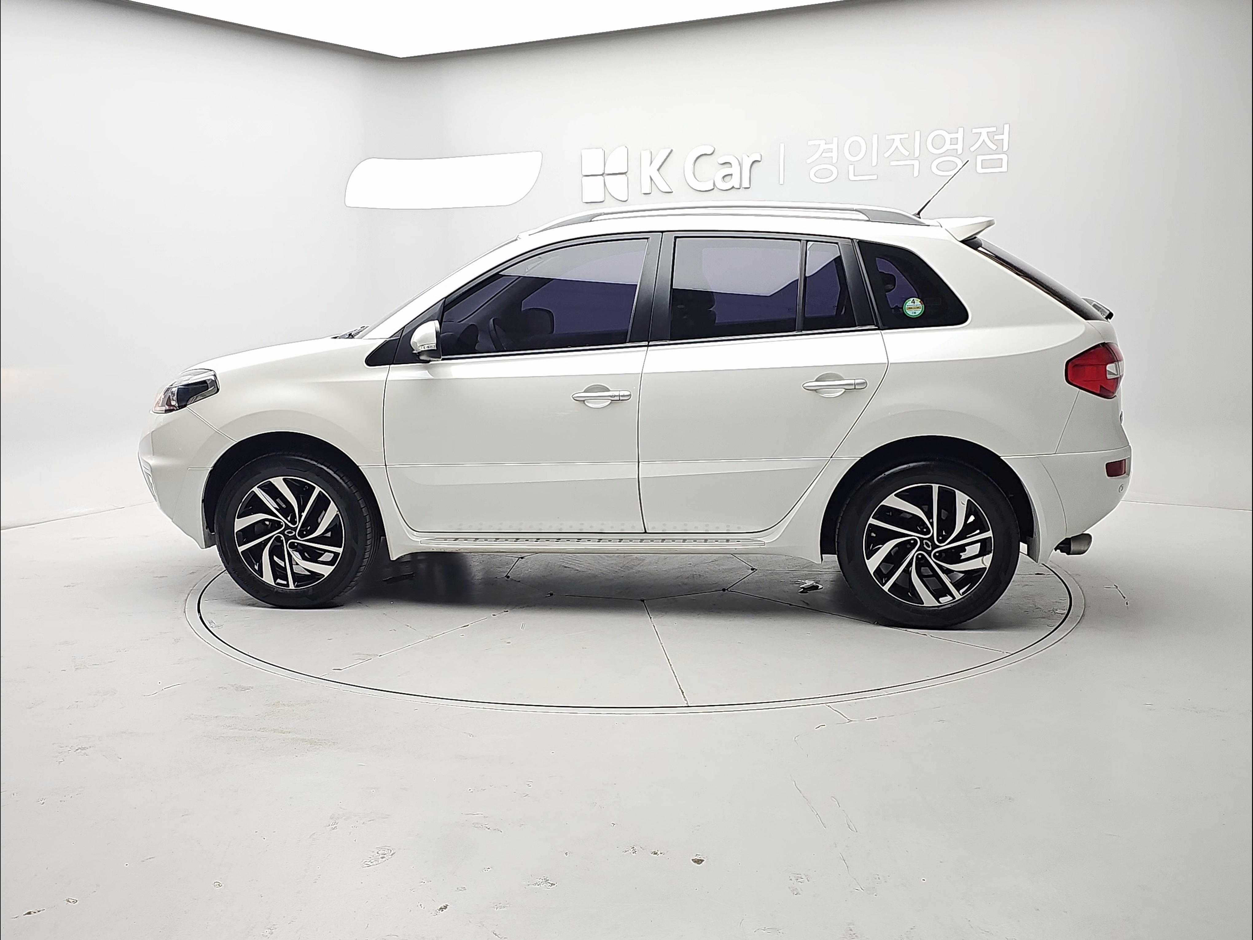 RENAULT(SAMSUNG) QM5 Neo Gasoline 2WD
