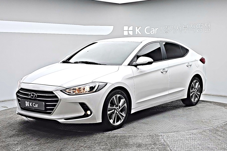 Hyundai 아반떼 - фото 1