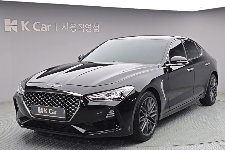 Genesis G70 - фото 1