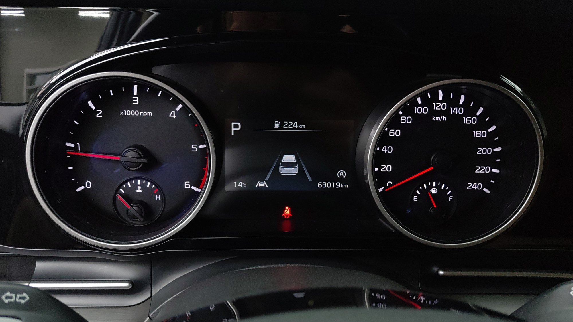 Kia Carnival дизель 2.2 (9 мест) Prestige, миниатюра 13