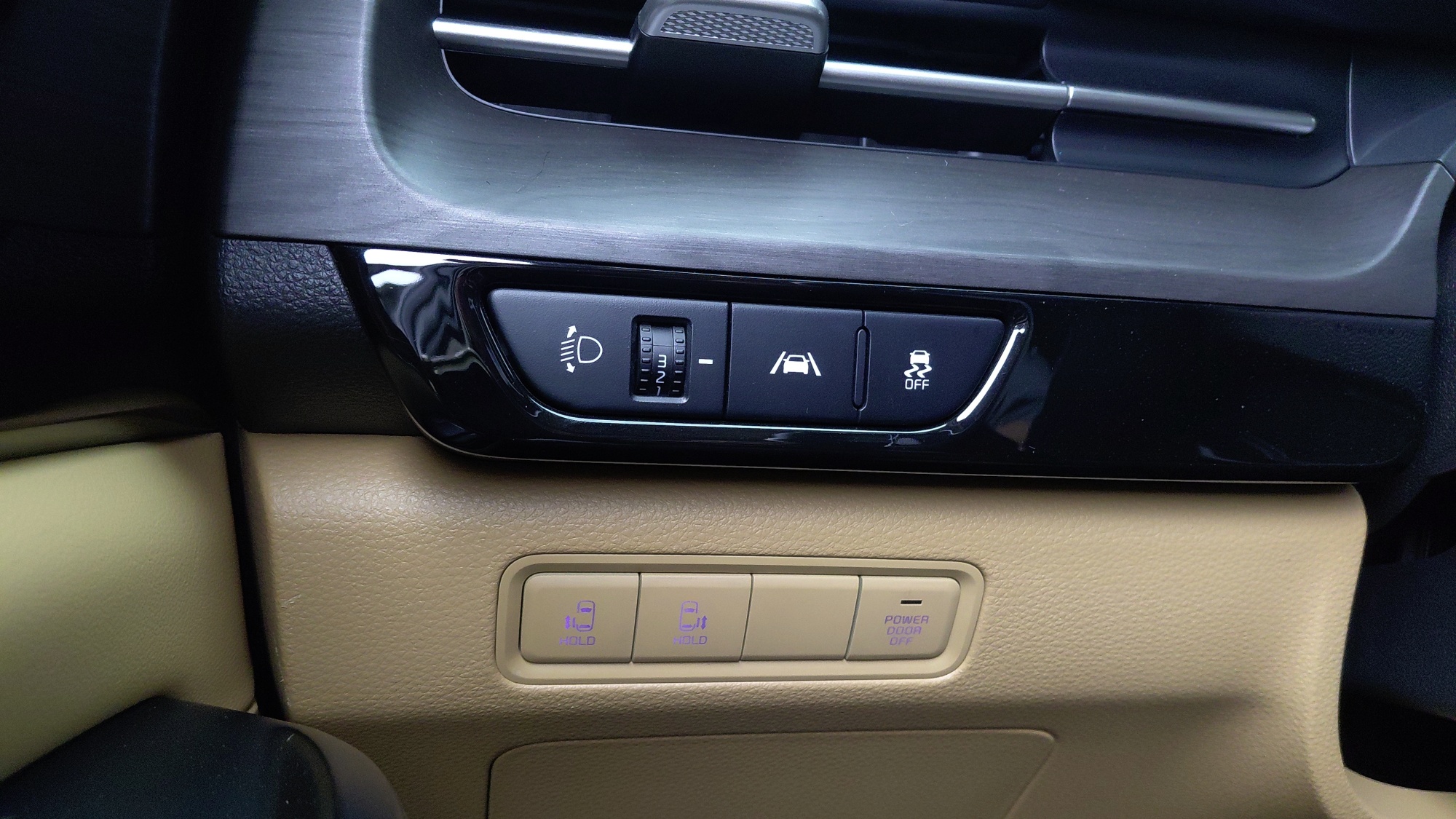 Kia Carnival дизель 2.2 (9 мест) Prestige, миниатюра 15