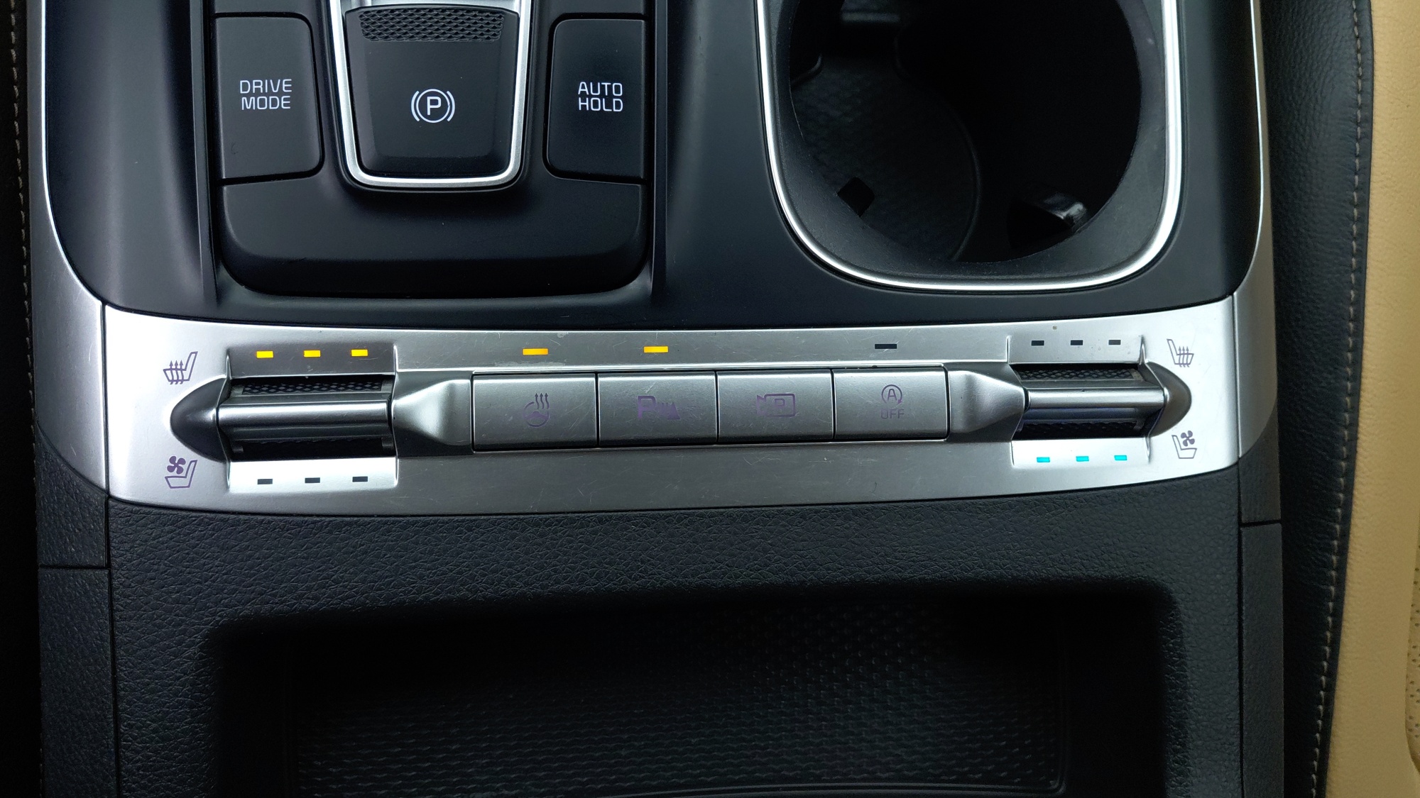 Kia Carnival дизель 2.2 (9 мест) Prestige, миниатюра 16