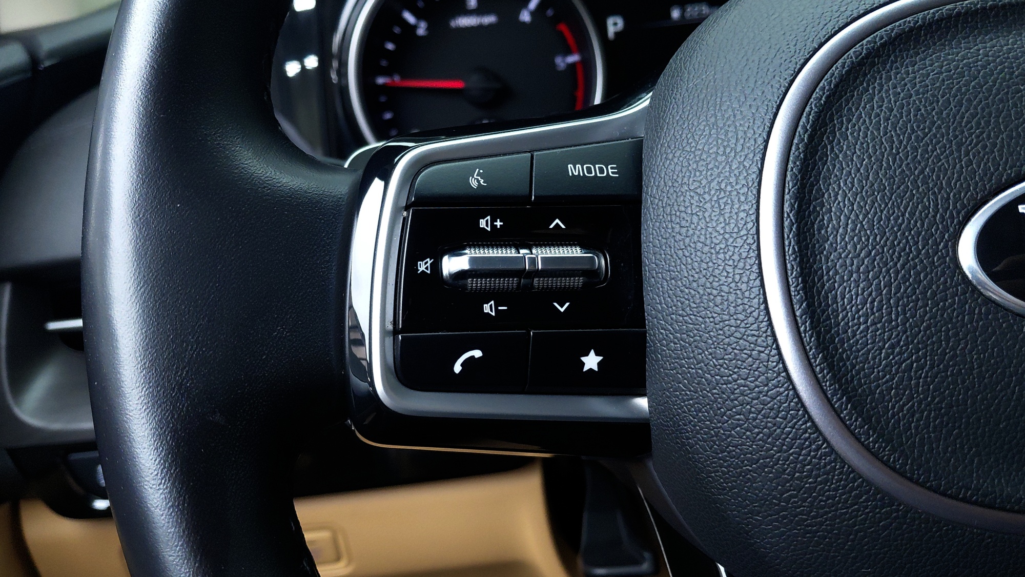 Kia Carnival дизель 2.2 (9 мест) Prestige, миниатюра 11