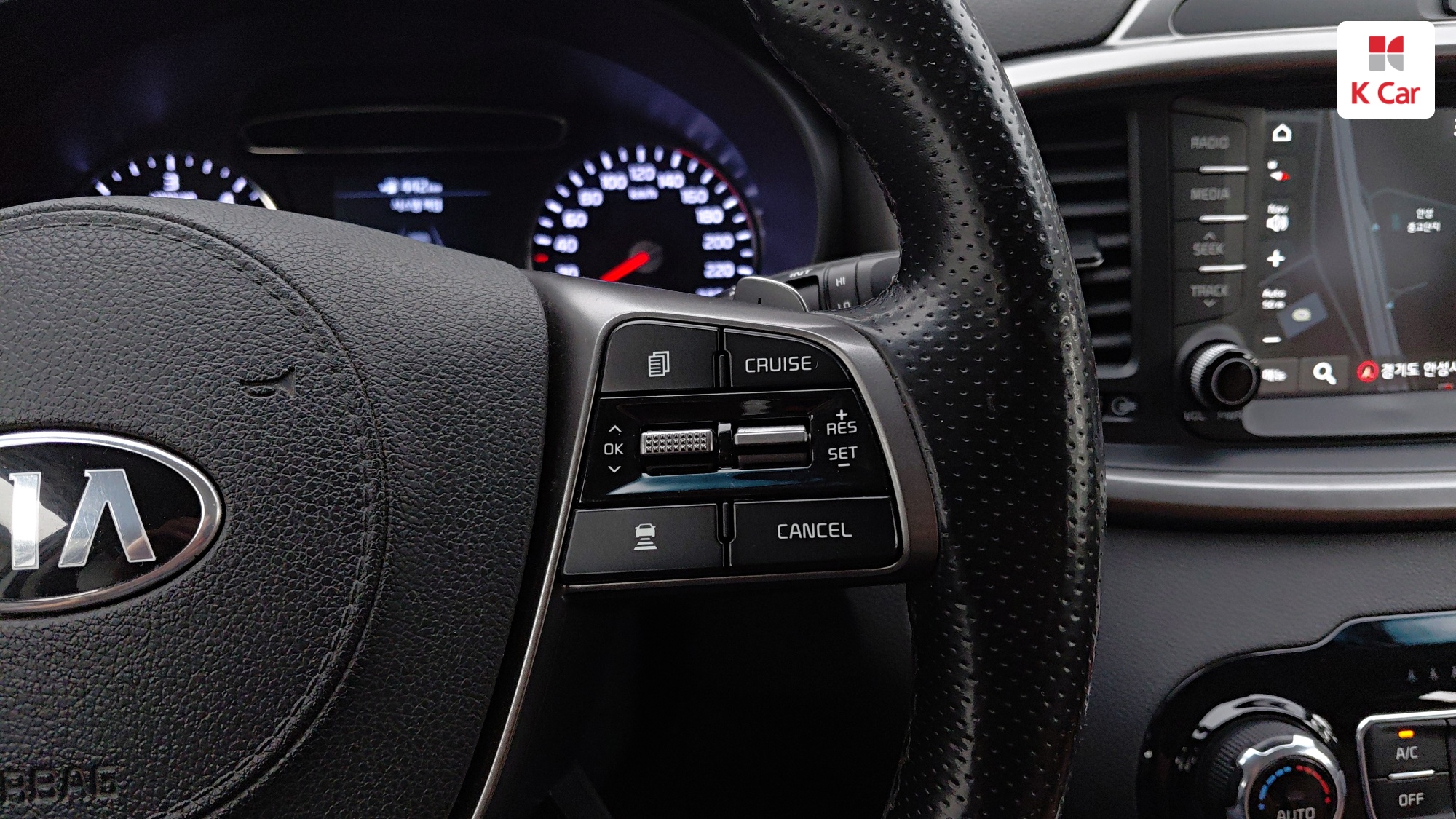 Kia Sorento дизель 2.2 2WD, миниатюра 6