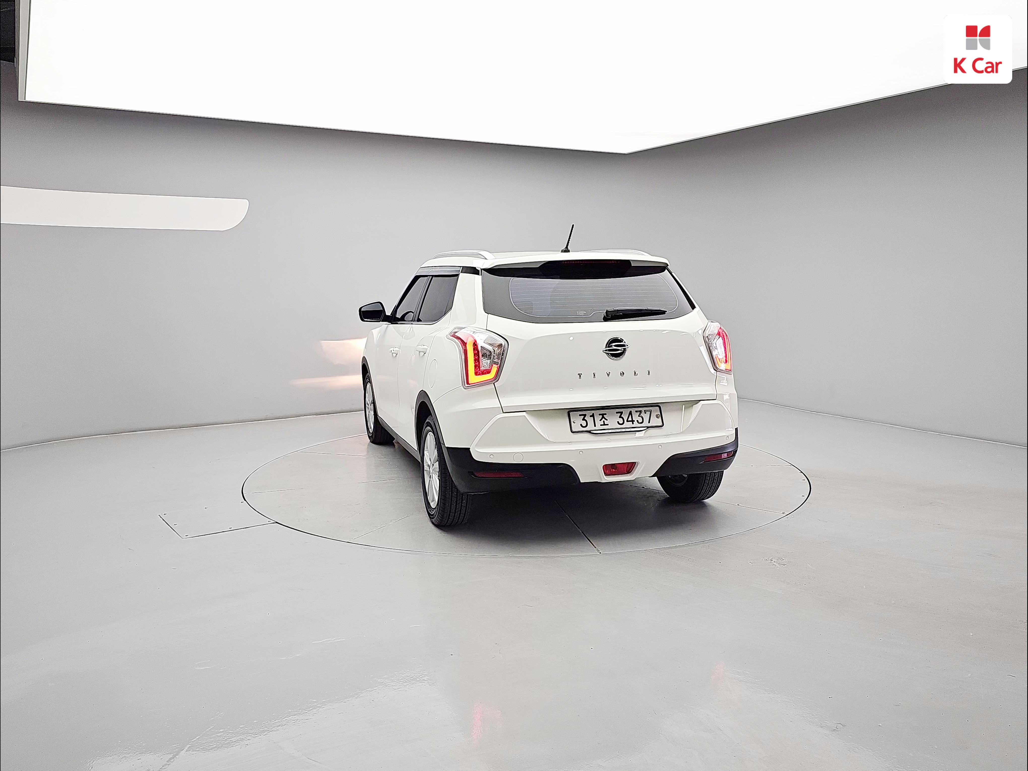 KG MOBILITY(SSANGYONG) Tivoli Armour 1.6 Gasoline
