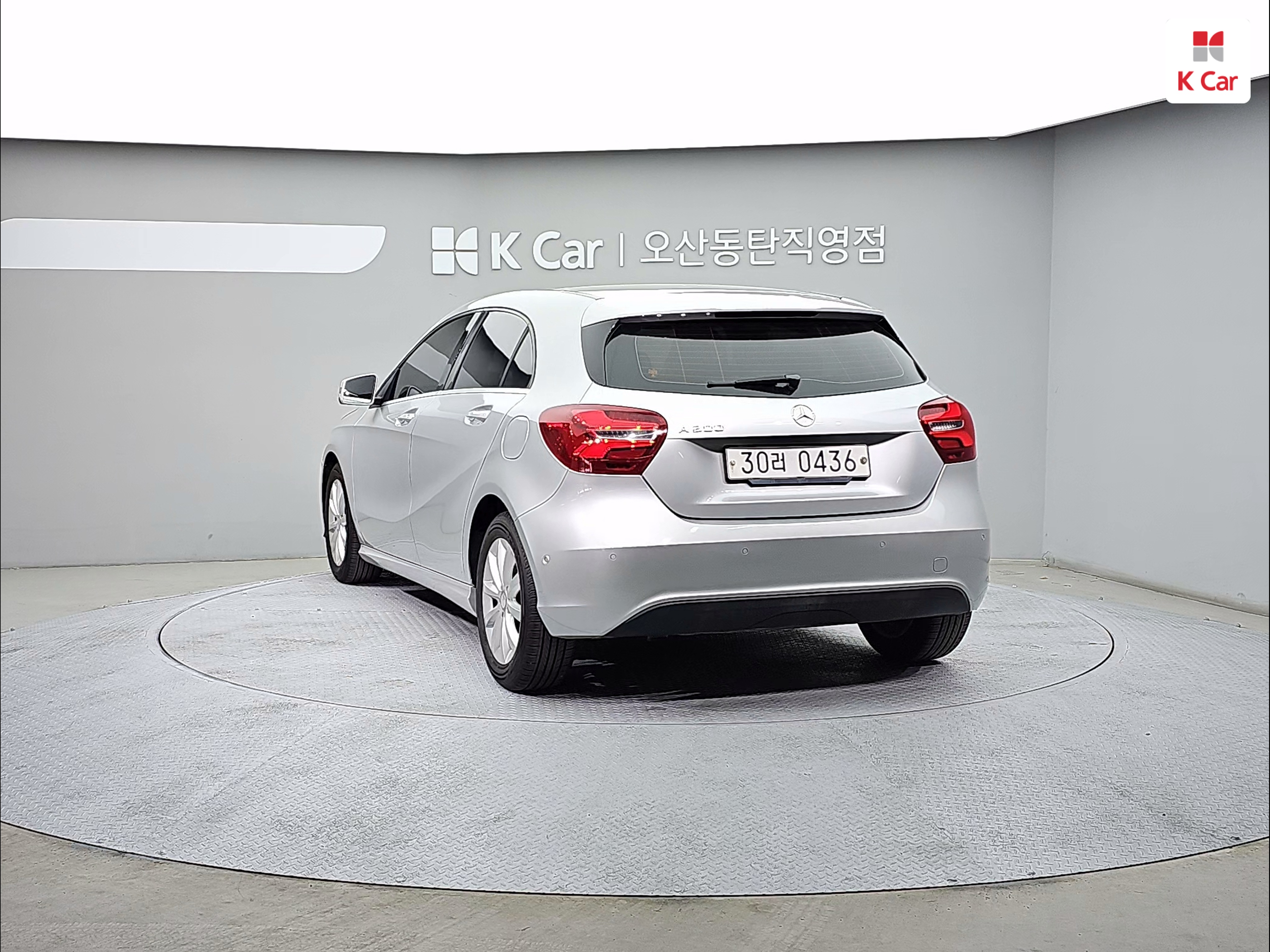 BENZ A-Class (3rd Generation) A200