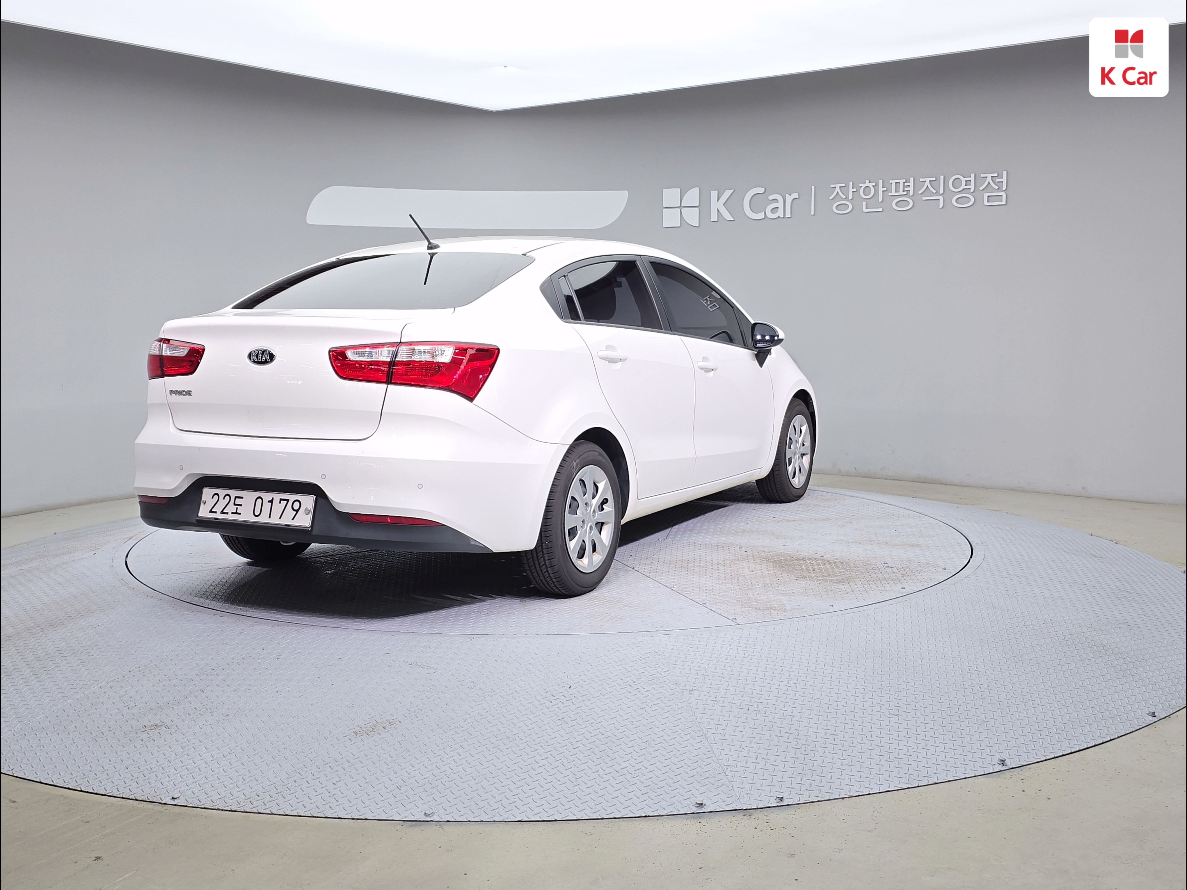 KIA The New Pride 4Door 1.4 MPI