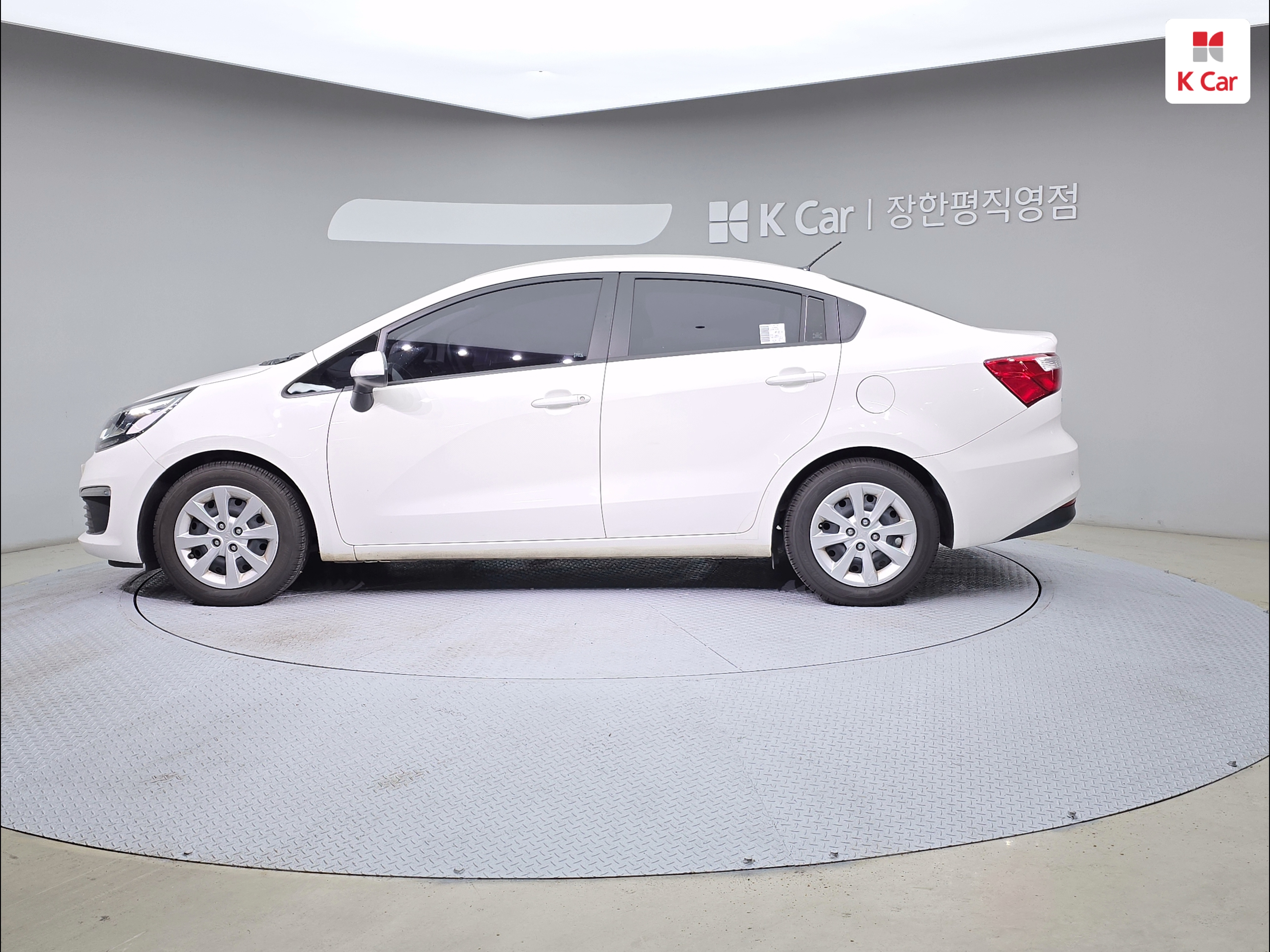 KIA The New Pride 4Door 1.4 MPI