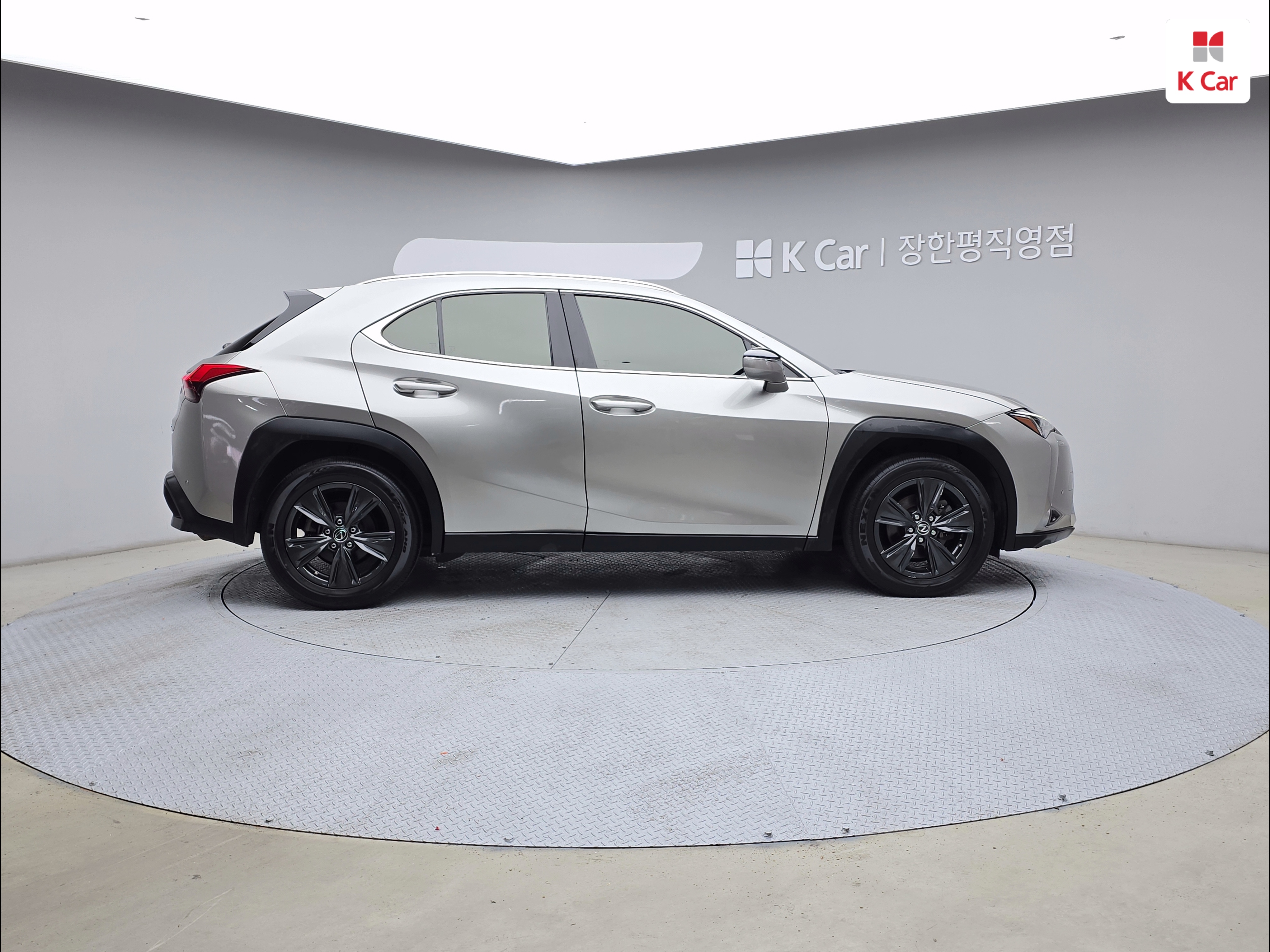 LEXUS UX 250h 2WD