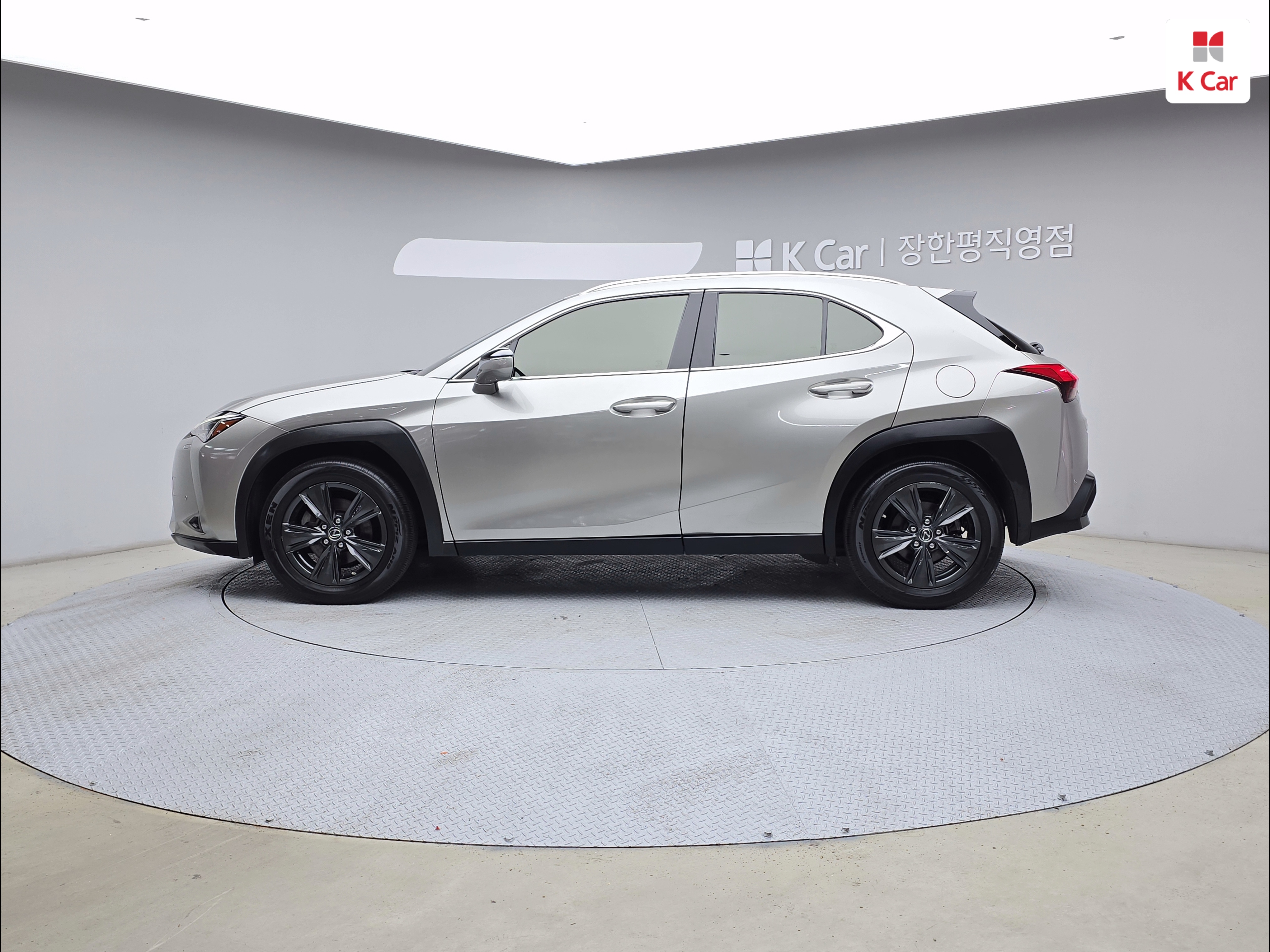 LEXUS UX 250h 2WD
