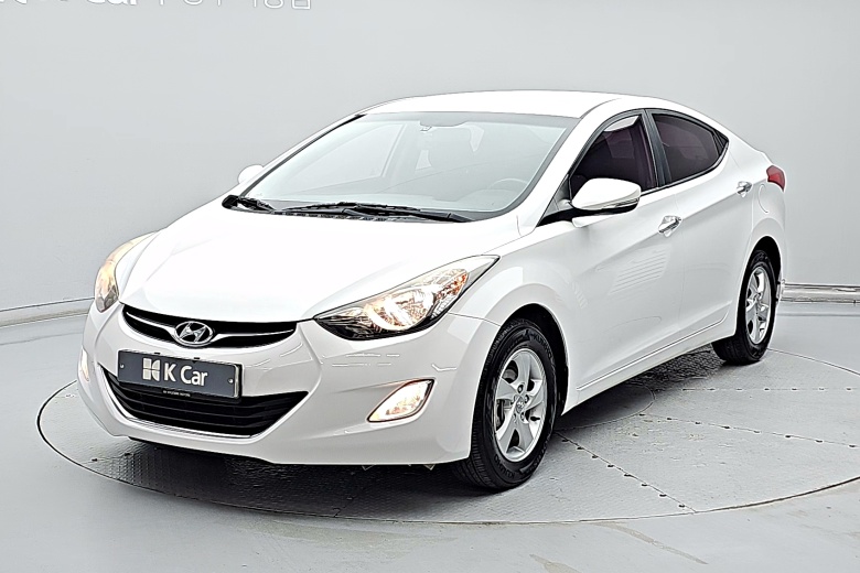 Hyundai Avante MD M16 GDI Luxury