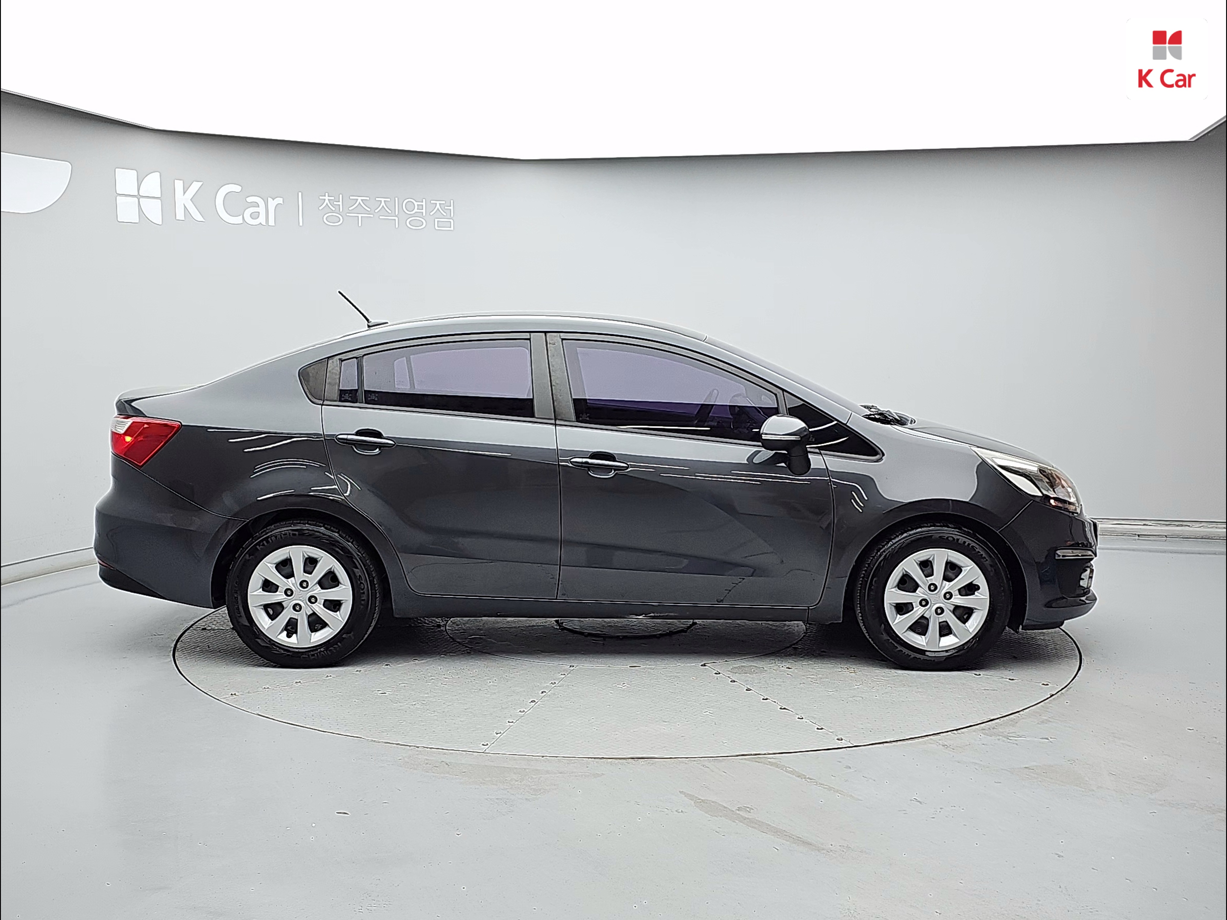 KIA The New Pride 4Door 1.4 MPI